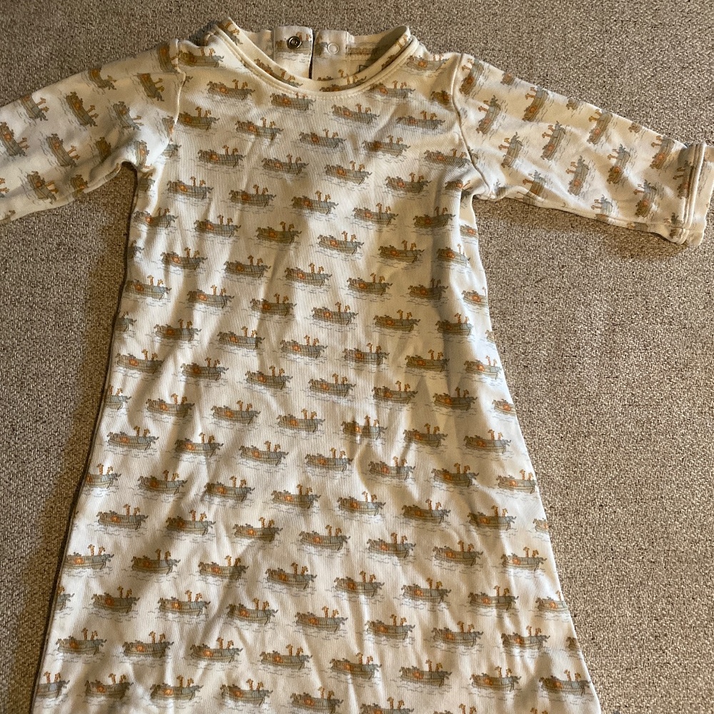 Lila & Hayes gown 0-3 month